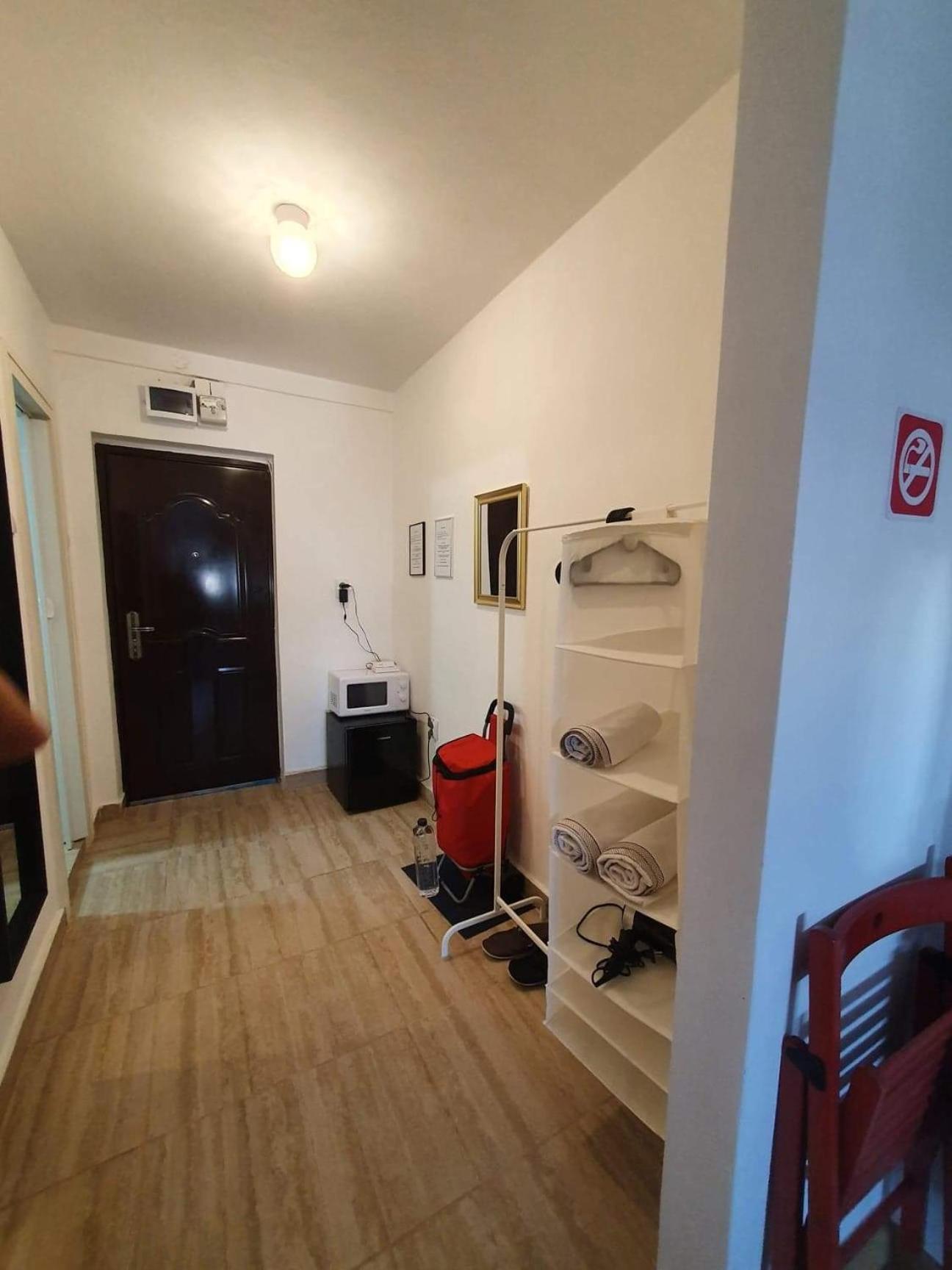 Garsoniera Sunny Place-Posibilitate -Self Check In Apartment Craiova Exterior foto